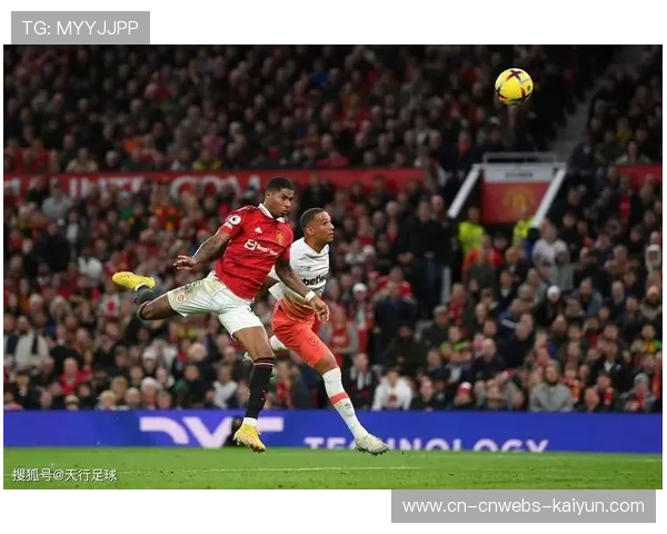 绍切克第50分钟推射破门，西汉姆联1-0领先曼联保级关键战